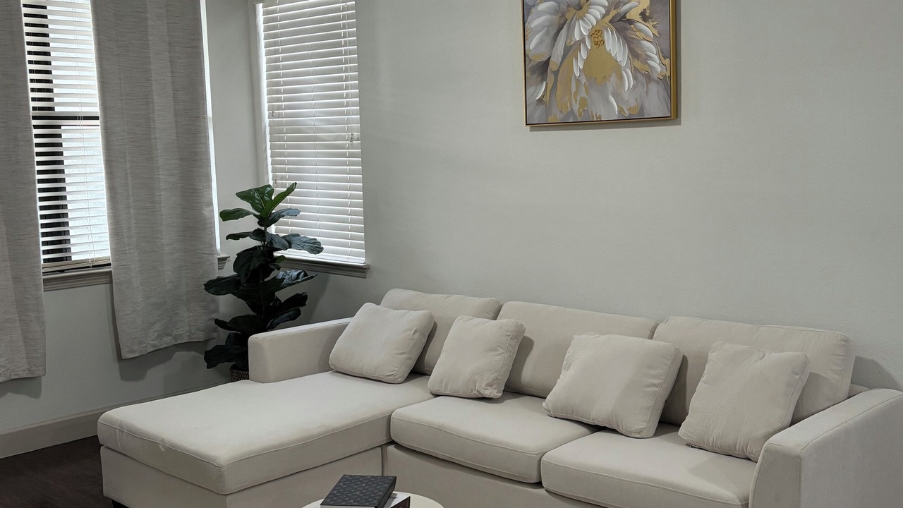 Photo of Livingroom in Miramar