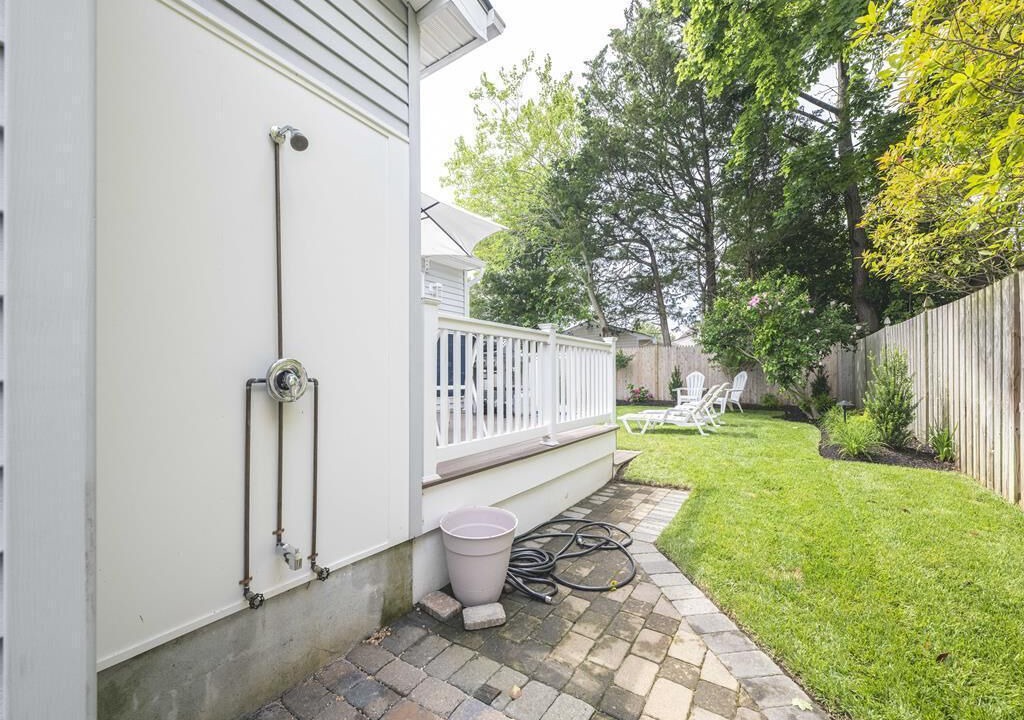 Photo of Outdoor in Village Green