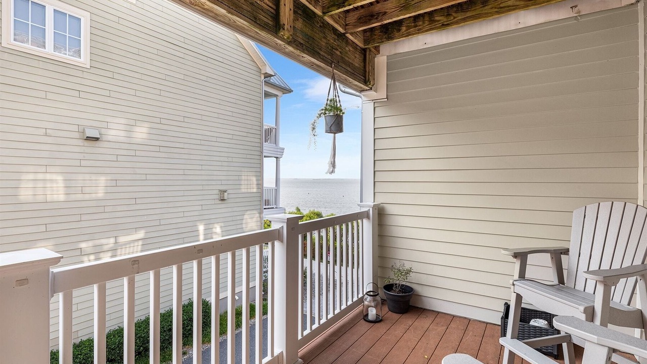 Photo of Patio Balcony in Sunset Island