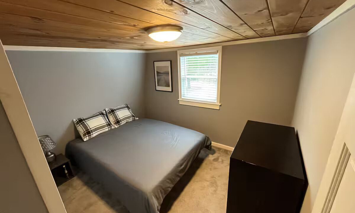 Photo of Bedroom in Chatham