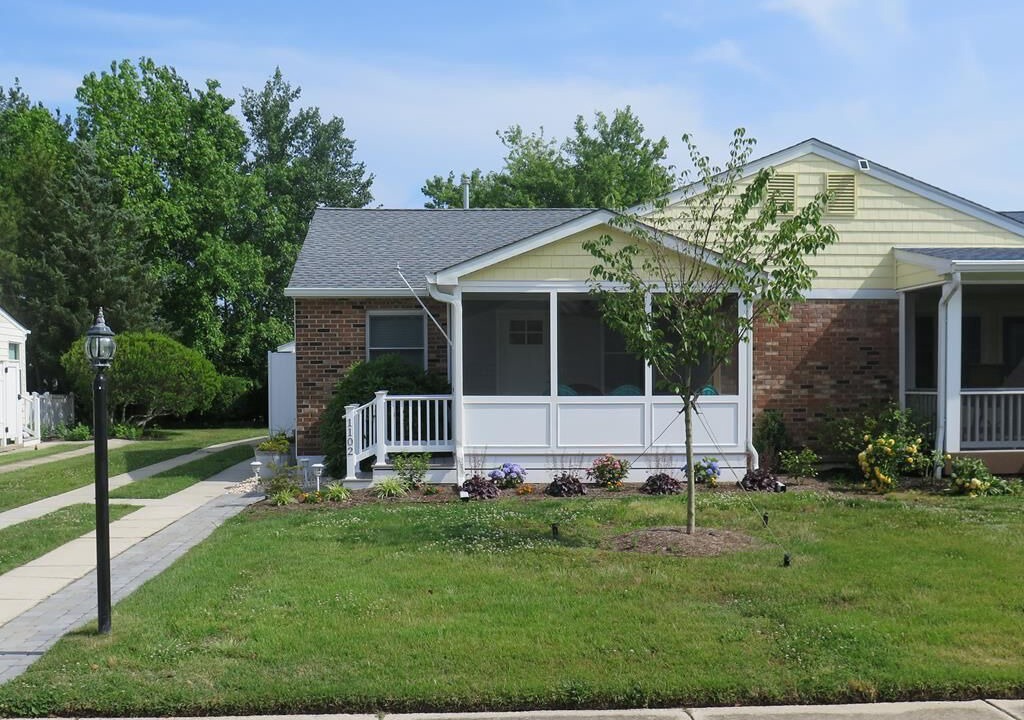 Photo of Outdoor in Village Green