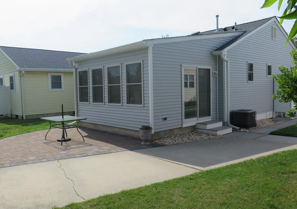 Photo of Outdoor in Village Green