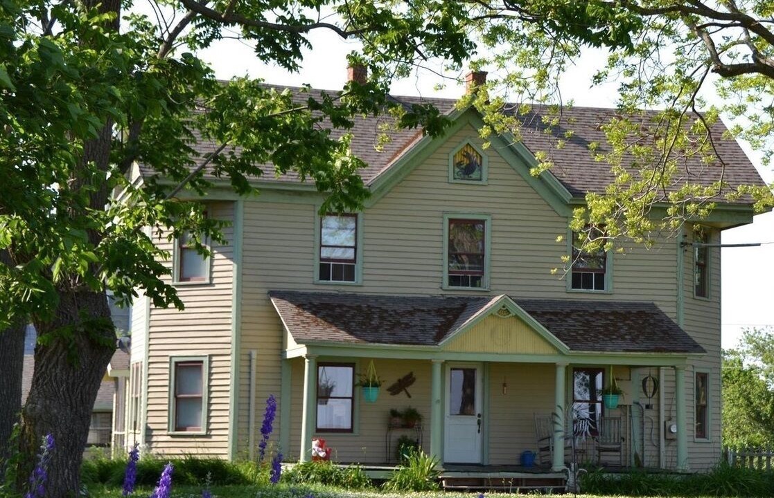 Photo of Outdoor in Frenchtown-Rumbly