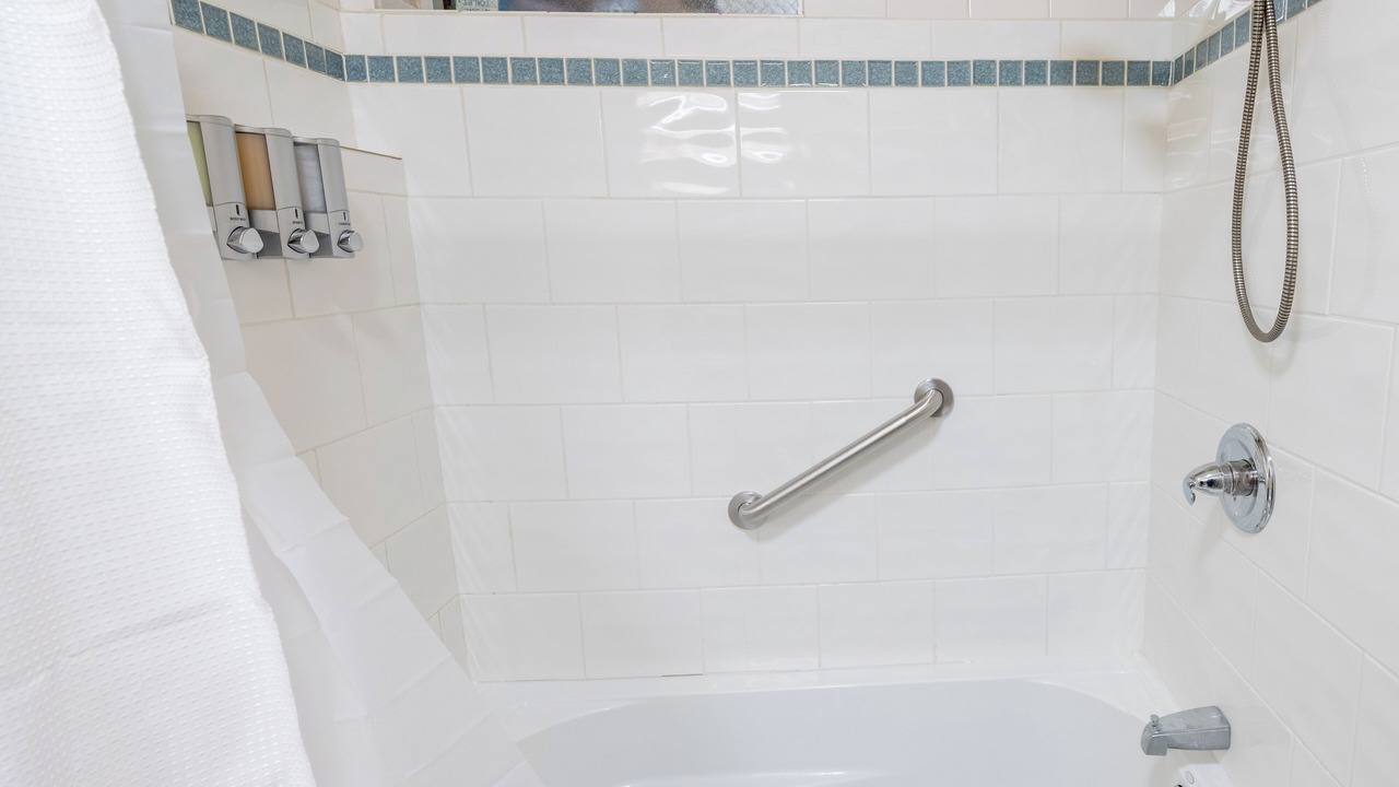 Photo of Bathroom in Albany
