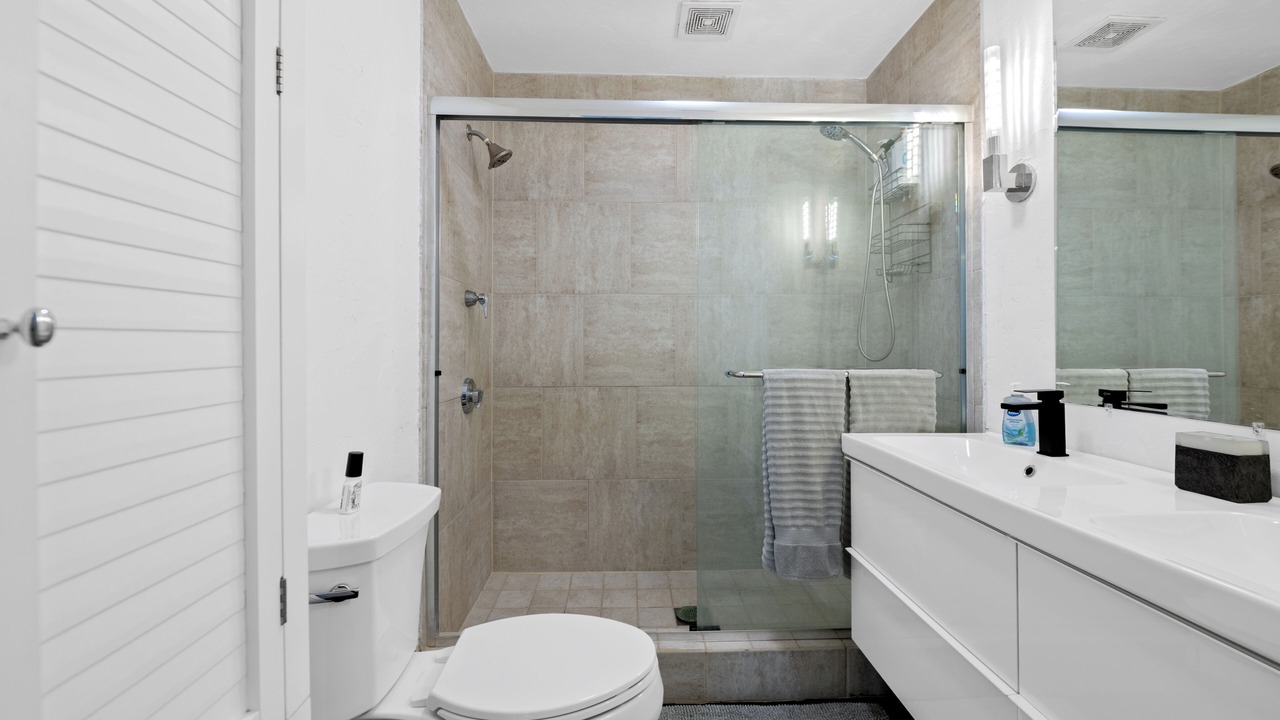Photo of Bathroom in Tarpon River