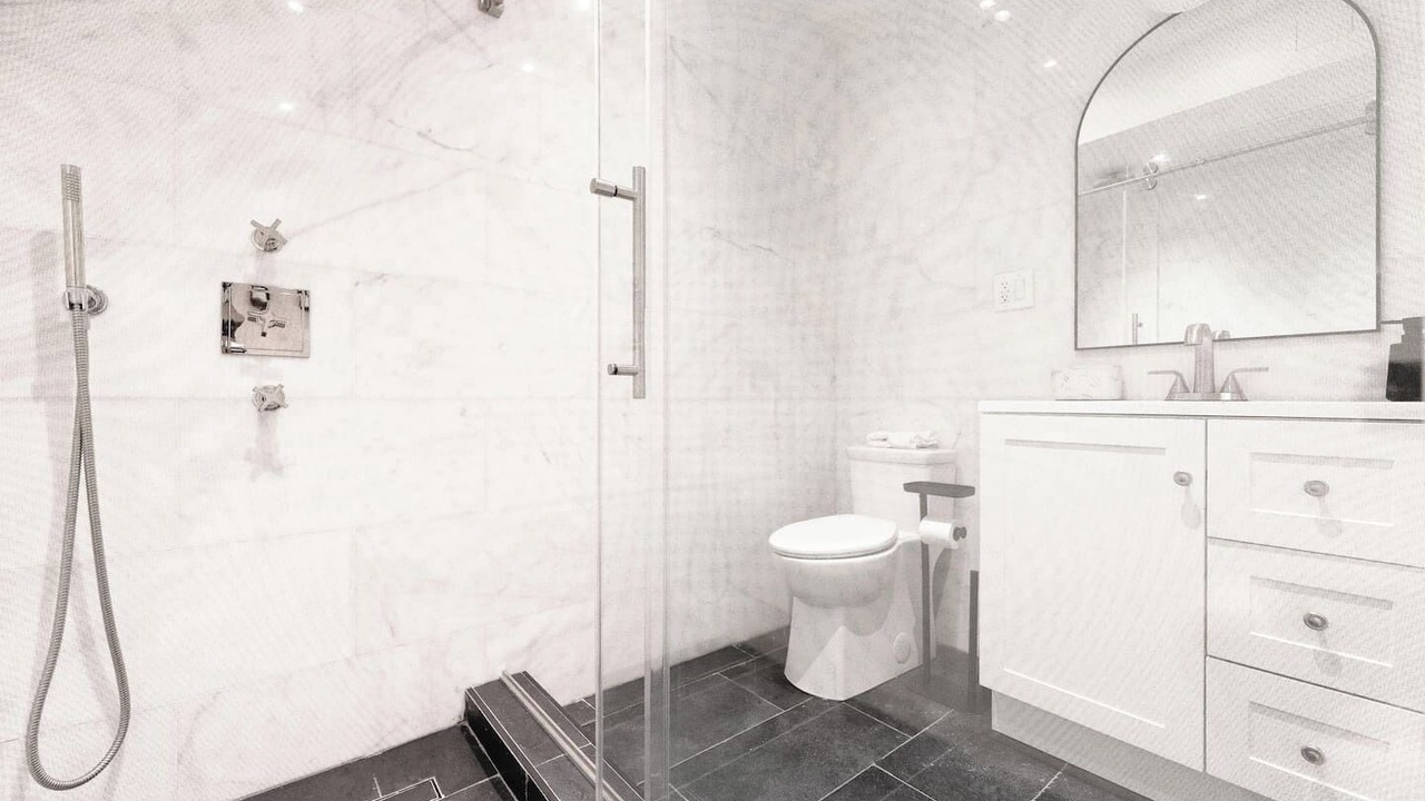 Photo of Bathroom in Upper Manhattan