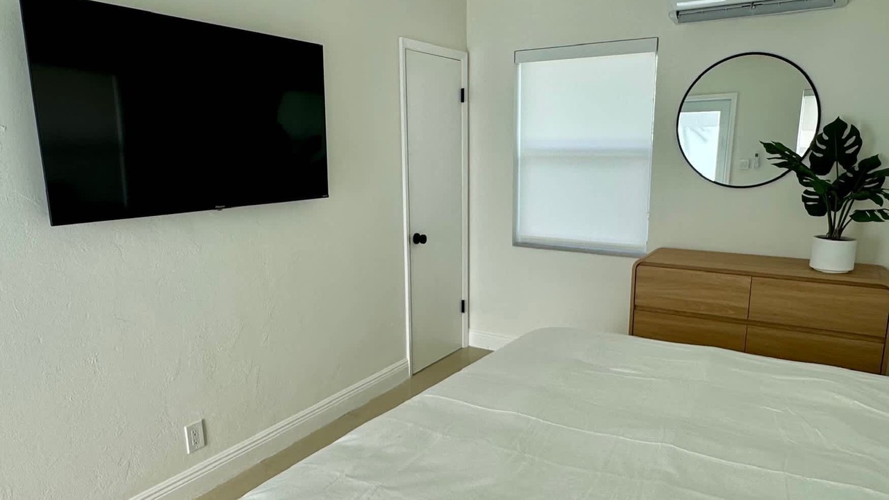 Photo of Bedroom in Coral Ridge