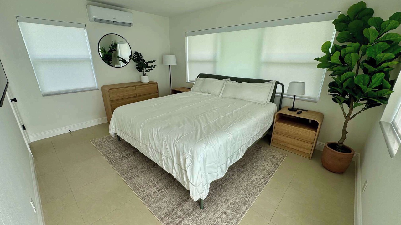 Photo of Bedroom in Coral Ridge