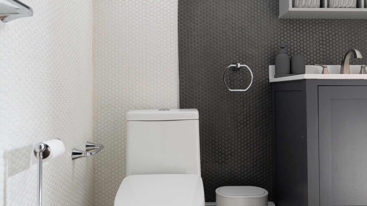 Photo of Bathroom in Carlstadt