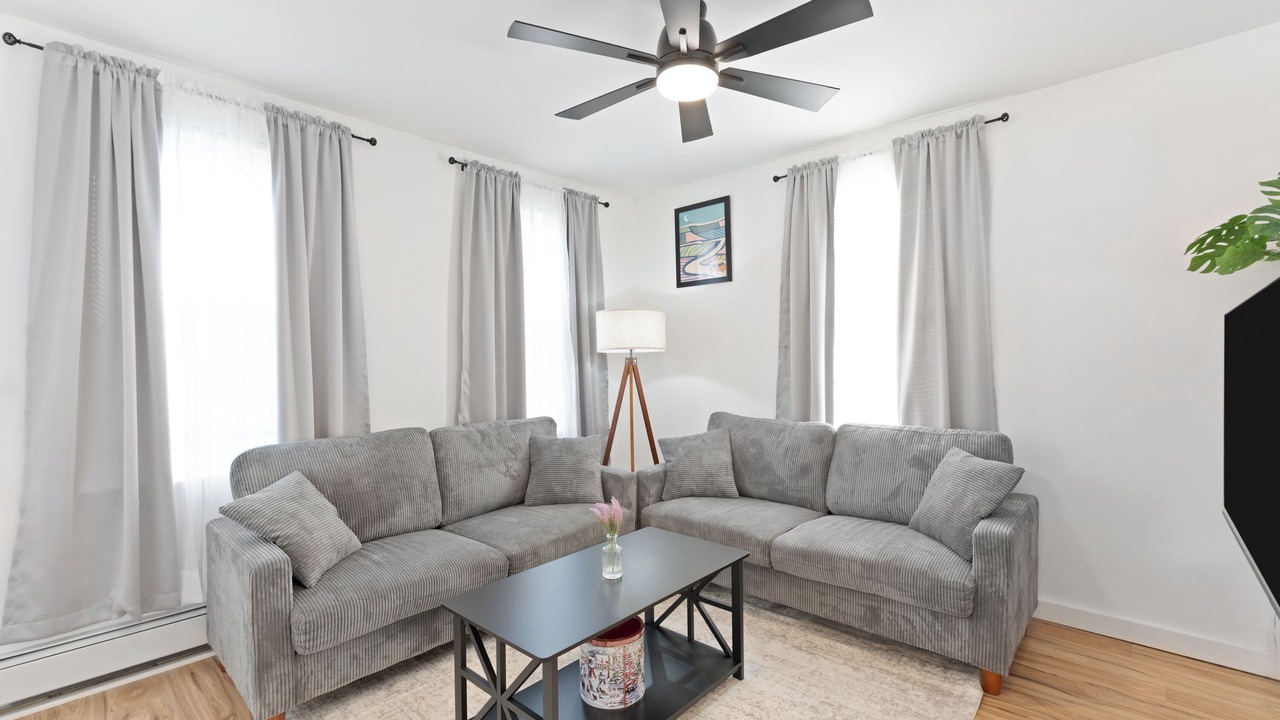 Photo of Livingroom in Carlstadt