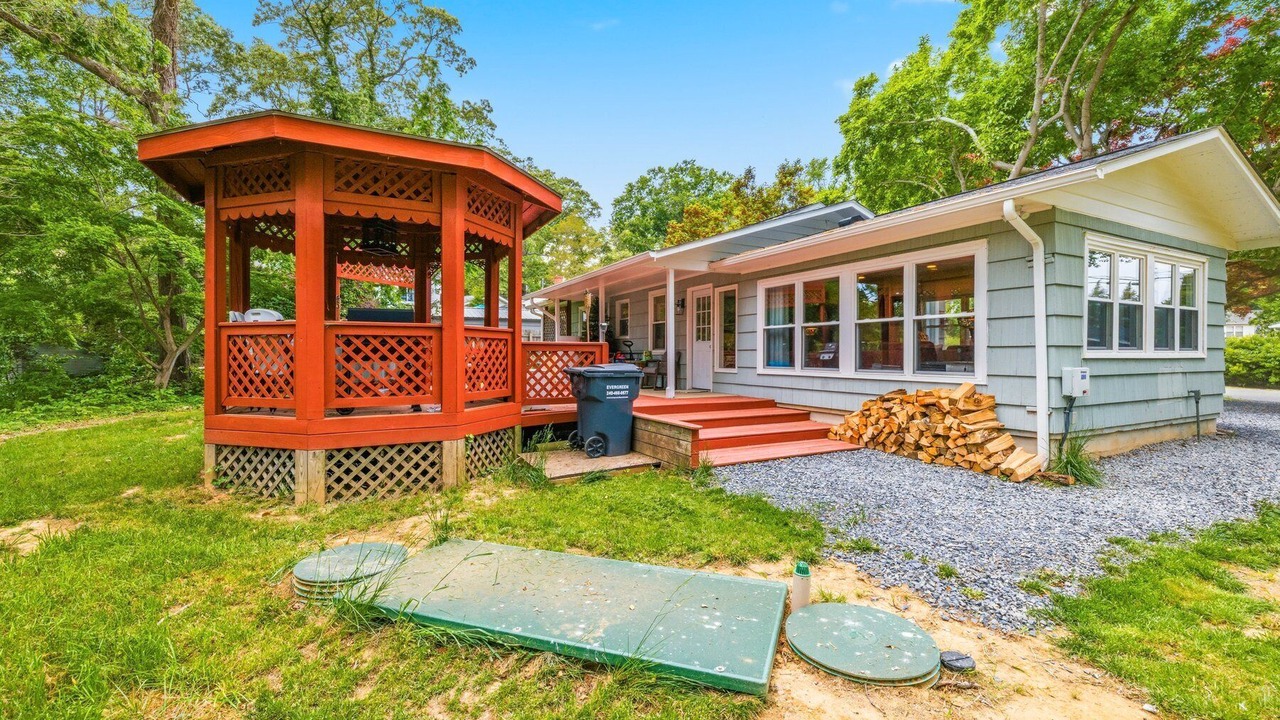 Photo of Outdoor in Calvert Beach-Long Beach