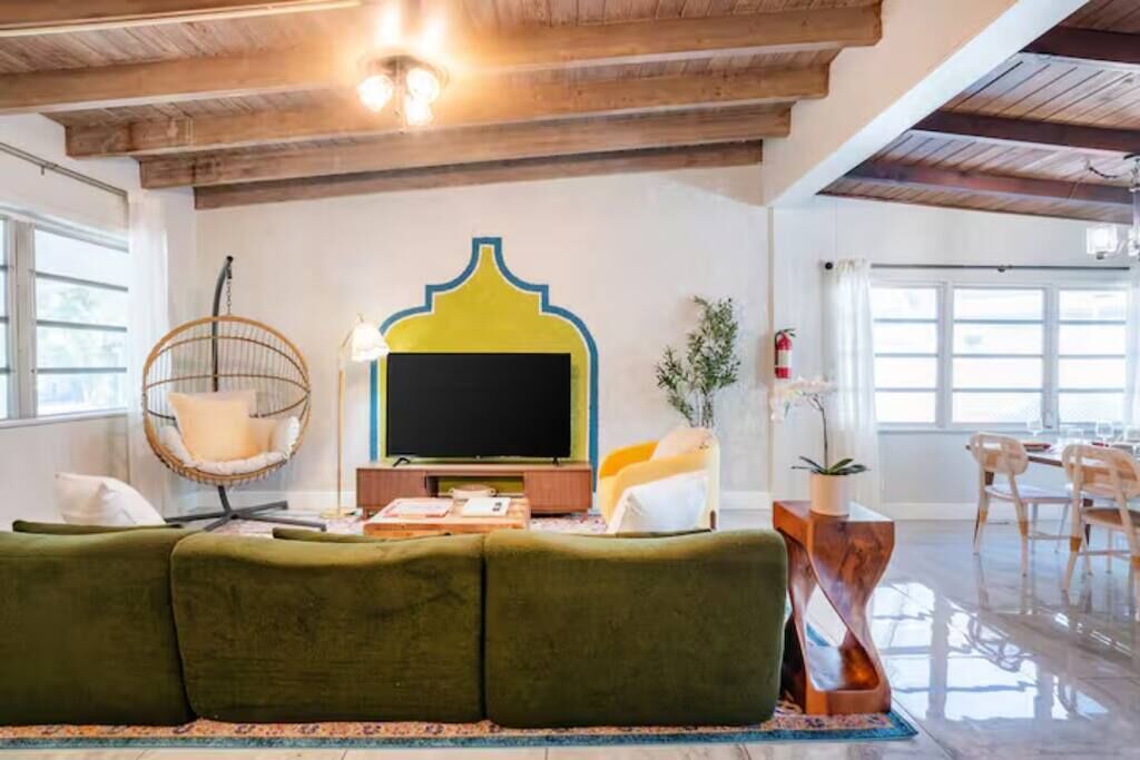 Photo of Livingroom in Riverland Village