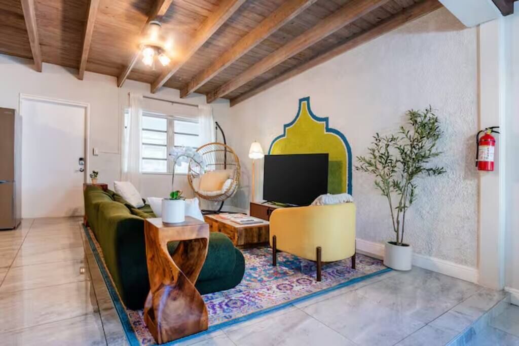 Photo of Livingroom in Riverland Village