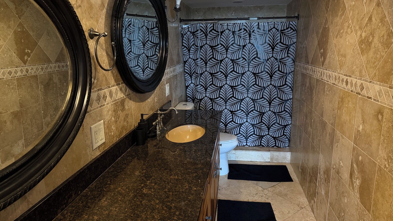 Photo of Bathroom in Bermuda Riviera
