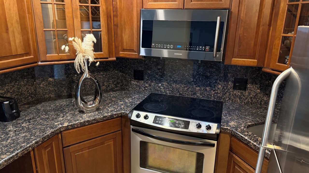 Photo of Kitchen in Bermuda Riviera