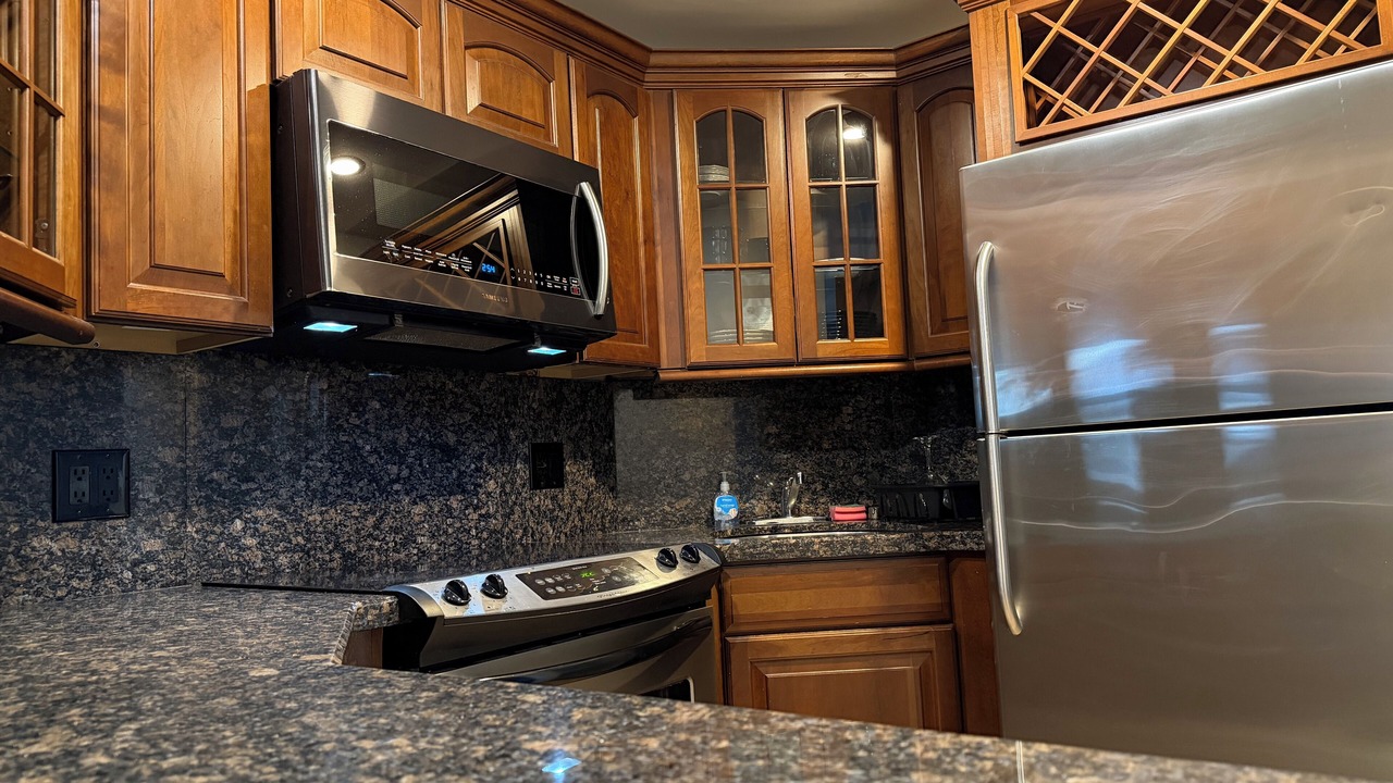Photo of Kitchen in Bermuda Riviera