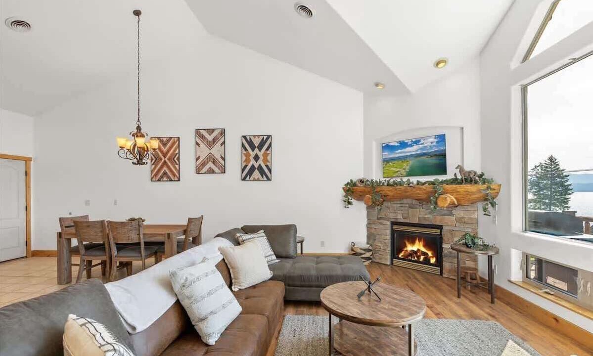 Photo of Livingroom in Somers