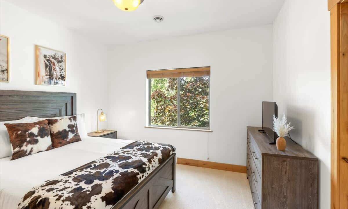 Photo of Bedroom in Somers