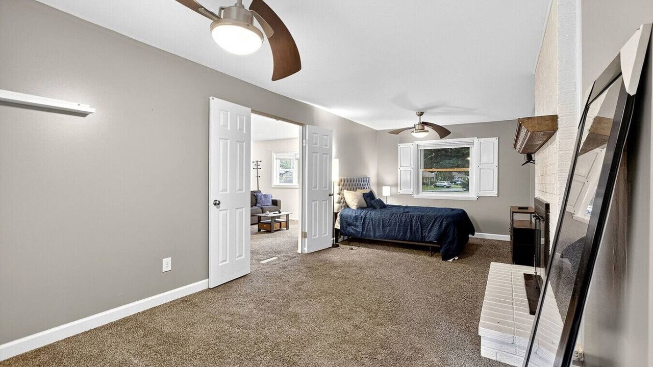 Photo of Bedroom in Newark