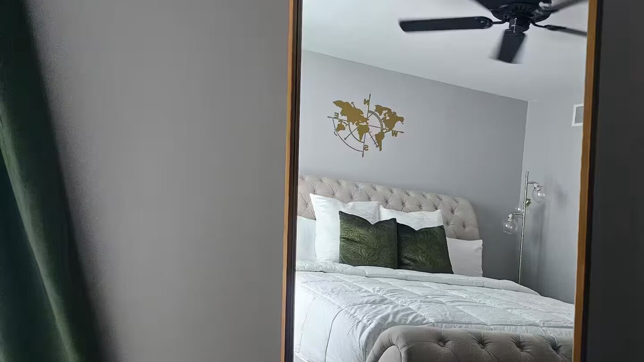 Photo of Bedroom in Newark