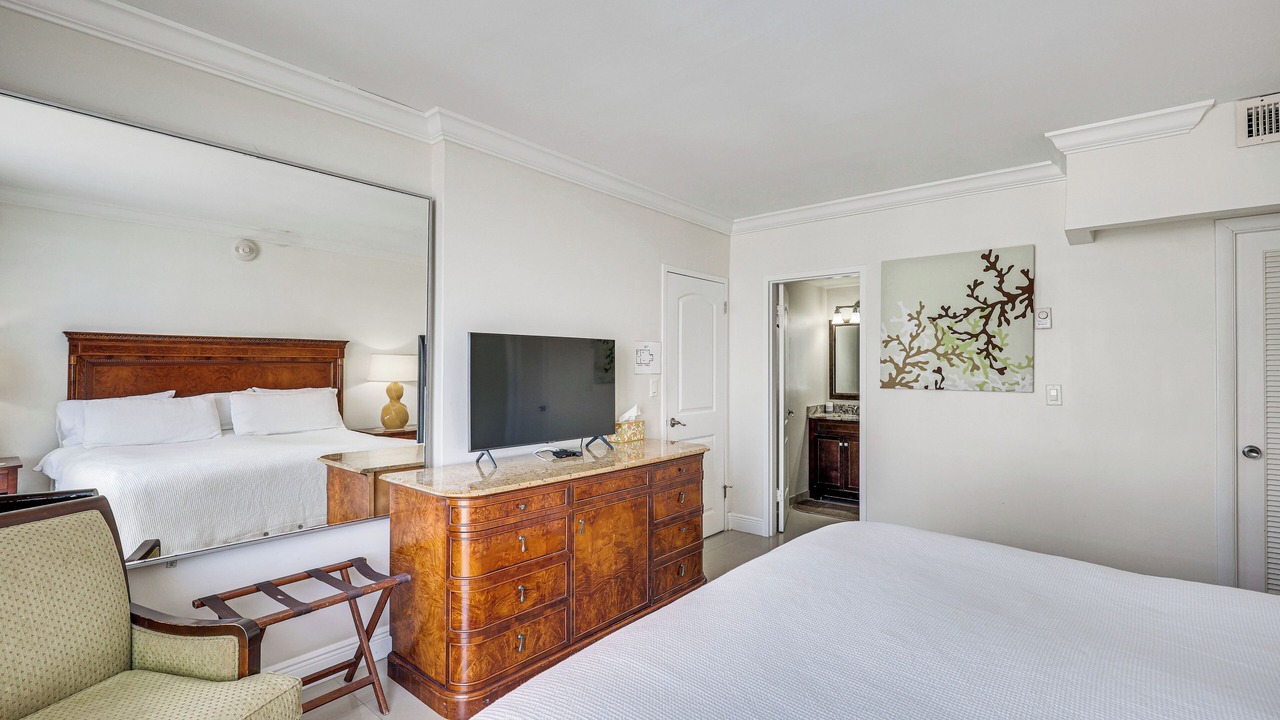 Photo of Bedroom in Galt Mile