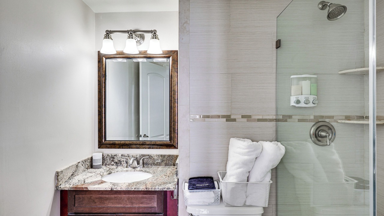 Photo of Bathroom in Galt Mile