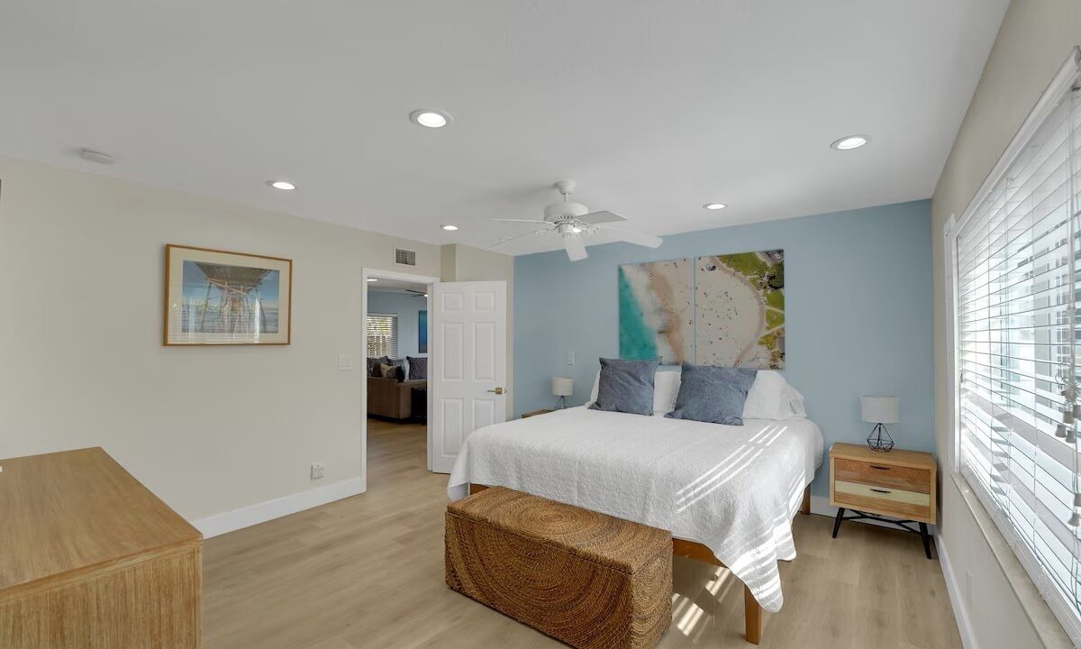 Photo of Bedroom in Lauderdale-by-the-Sea