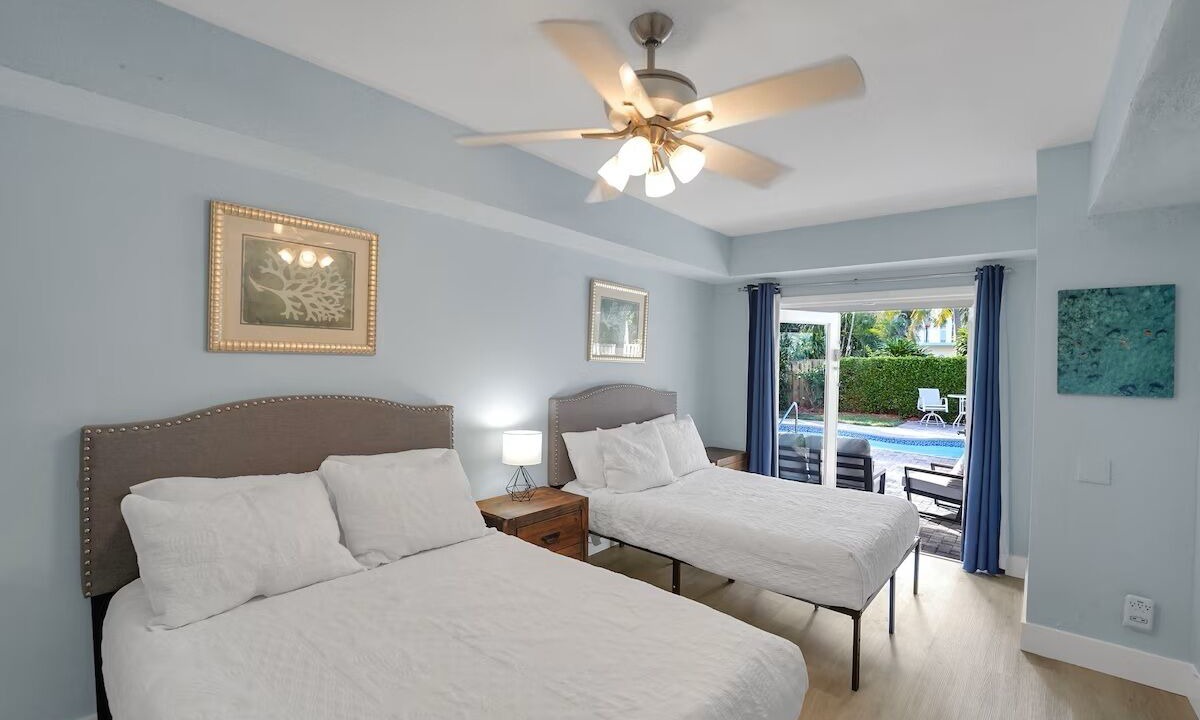 Photo of Bedroom in Lauderdale-by-the-Sea