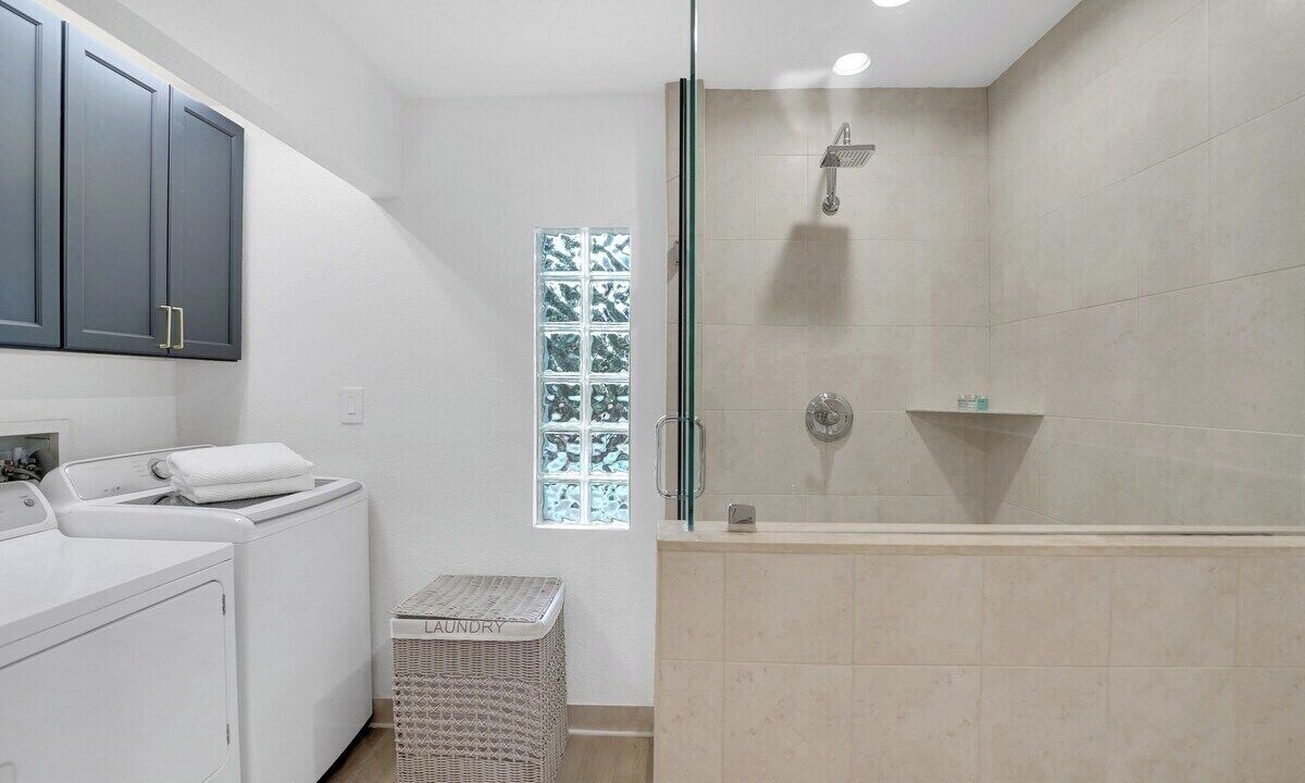 Photo of Bathroom in Lauderdale-by-the-Sea
