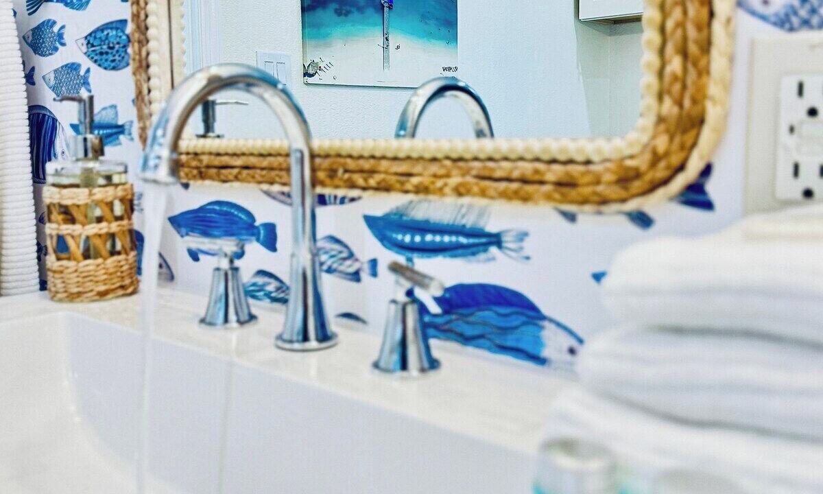 Photo of Bathroom in Lauderdale-by-the-Sea