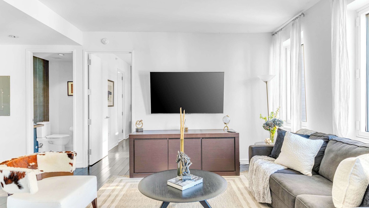 Photo of Livingroom in Central New York City