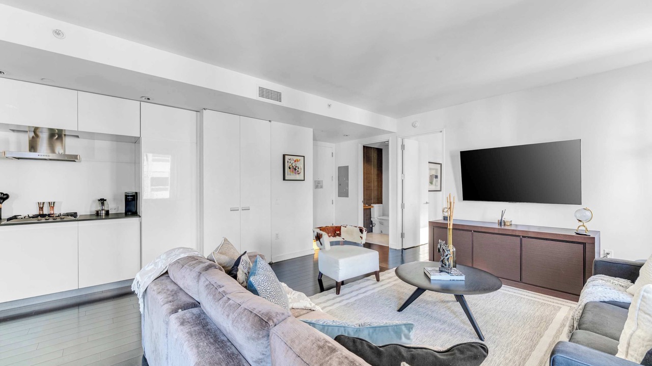 Photo of Livingroom in Central New York City