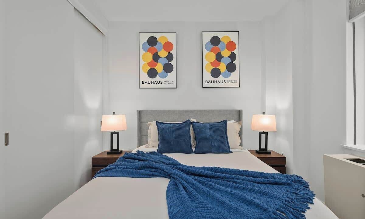 Photo of Bedroom in Midtown West
