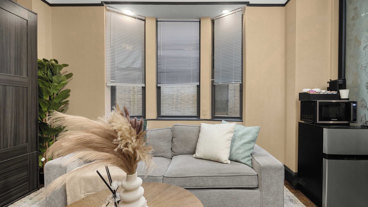 Photo of Livingroom in Central New York City