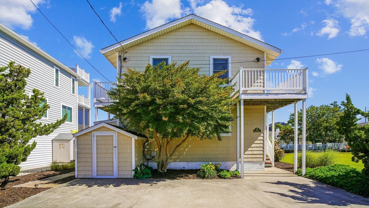 Photo of Patio Balcony in South Bethany Harbor