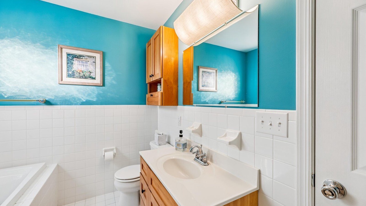 Photo of Bathroom in South Bethany Harbor