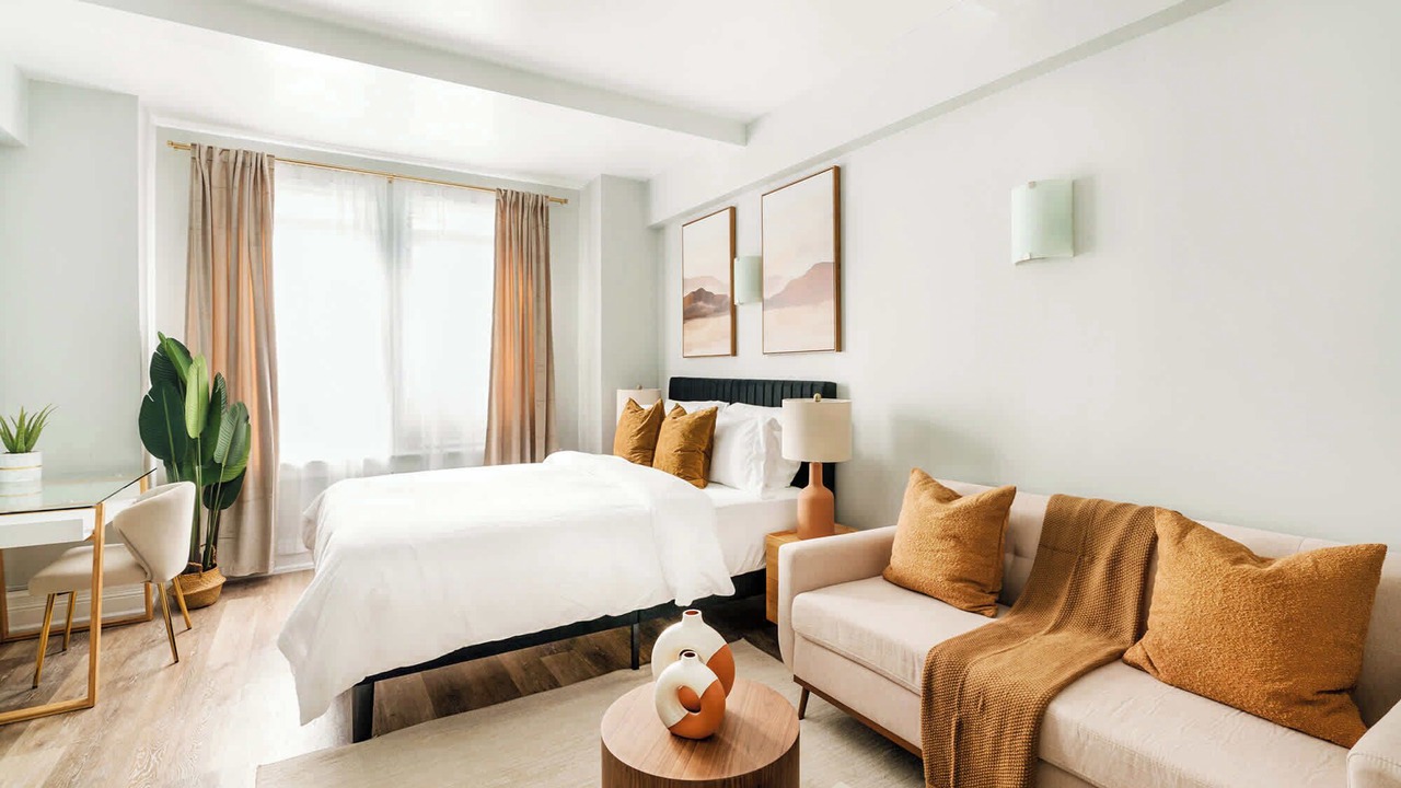 Photo of Bedroom in Lincoln Square