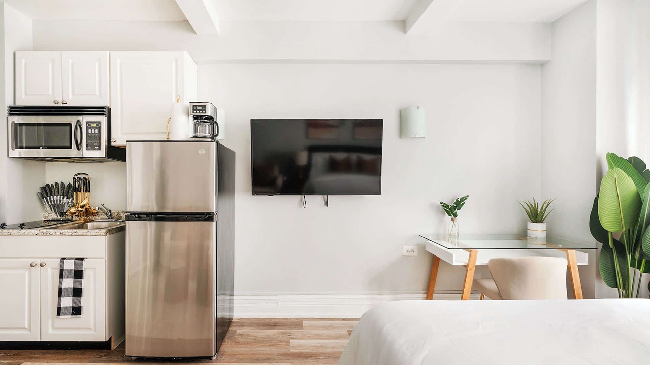 Photo of Bedroom in Lincoln Square