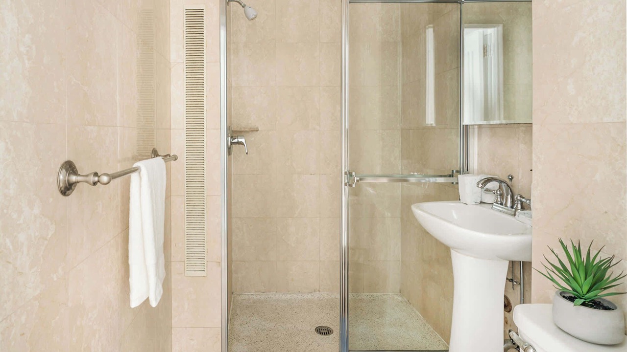 Photo of Bathroom in Lincoln Square