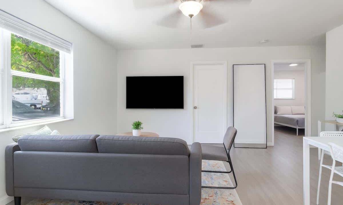 Photo of Livingroom in Riverside Park