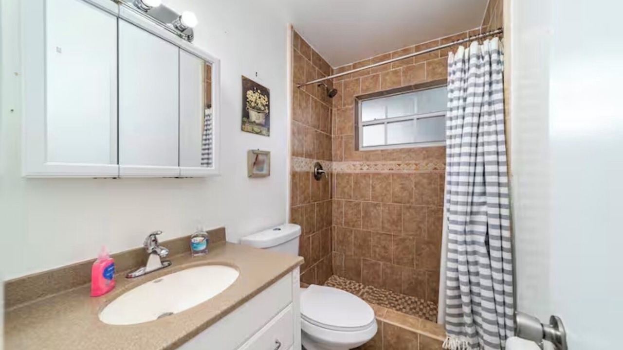 Photo of Bathroom in Boulevard Heights