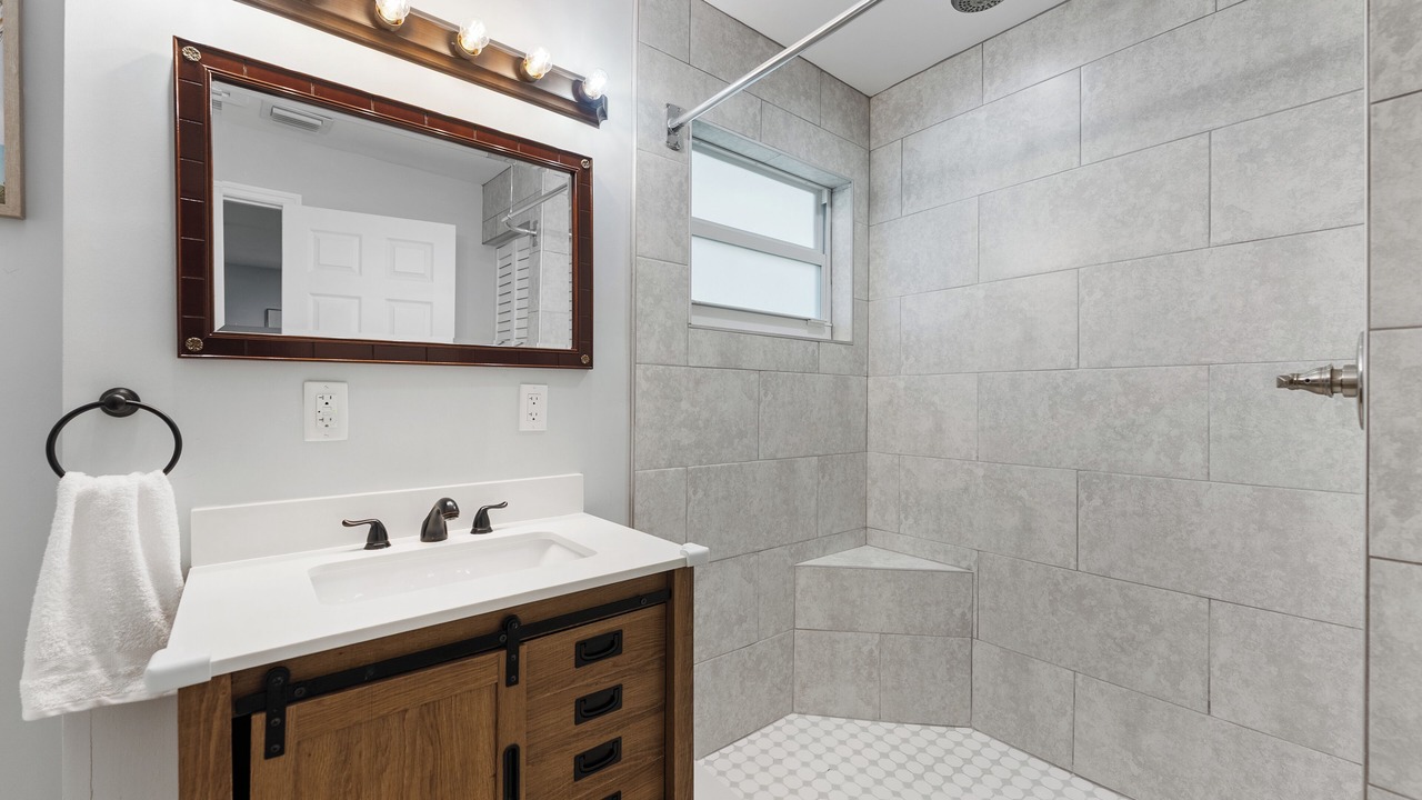 Photo of Bathroom in Sailboat Bend