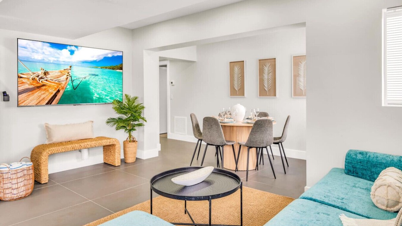 Photo of Livingroom in East Fort Lauderdale
