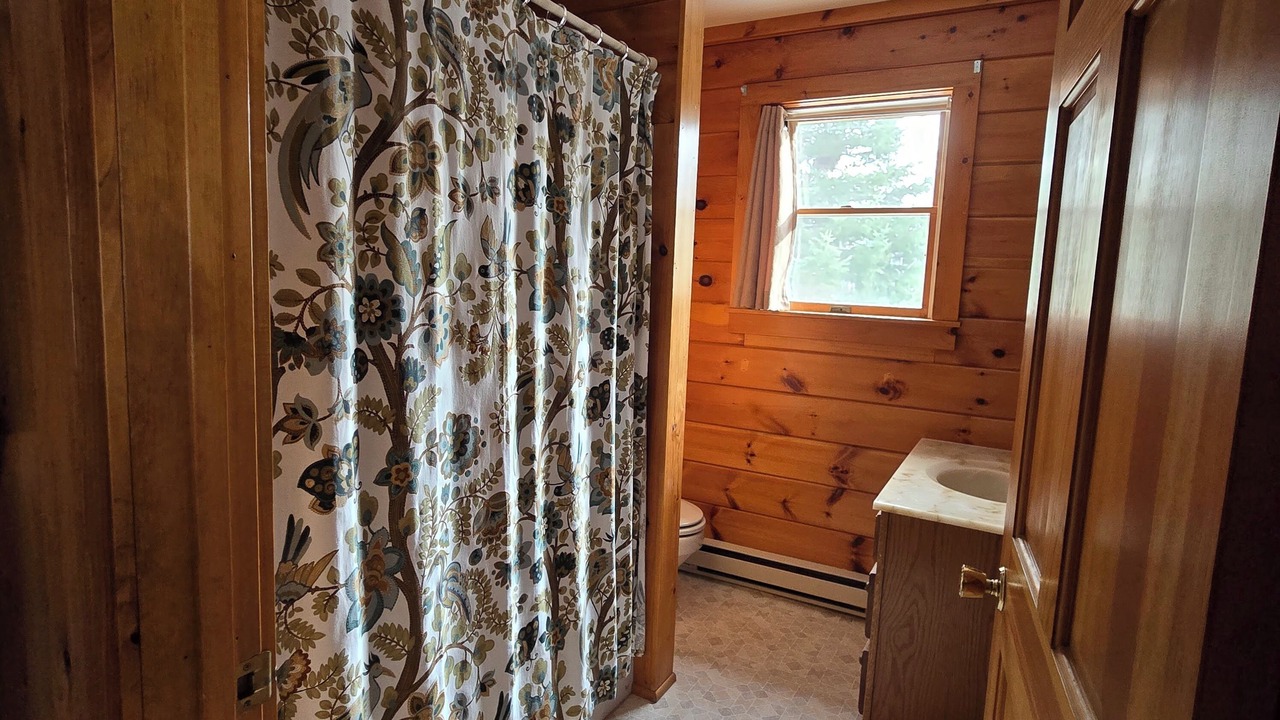 Photo of Bathroom in Indian Lake