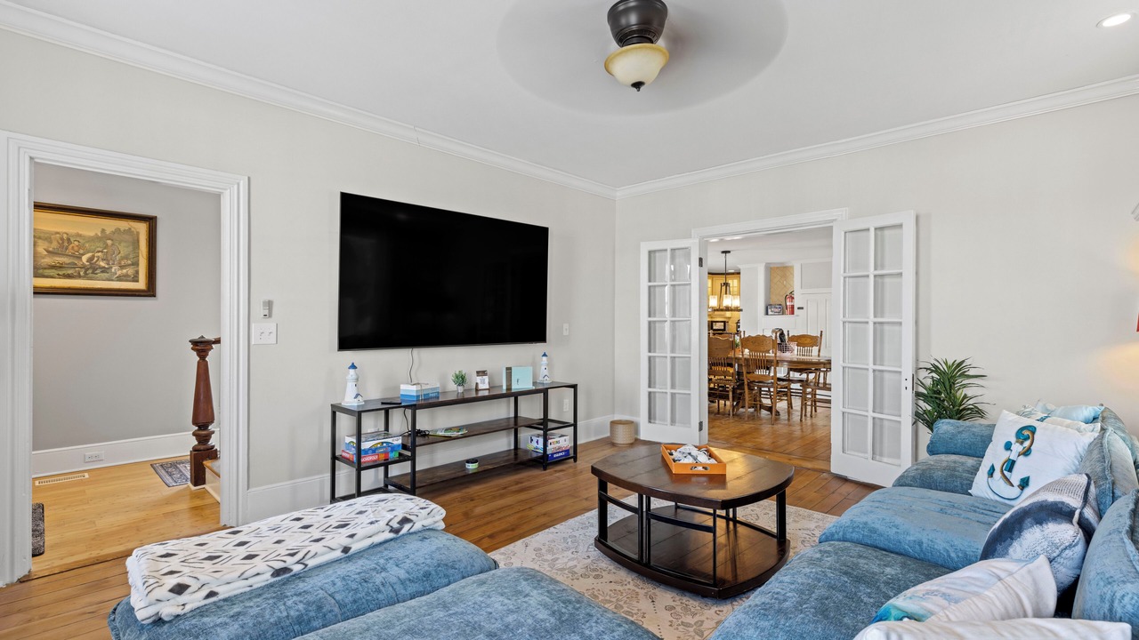 Photo of Livingroom in Lower Township