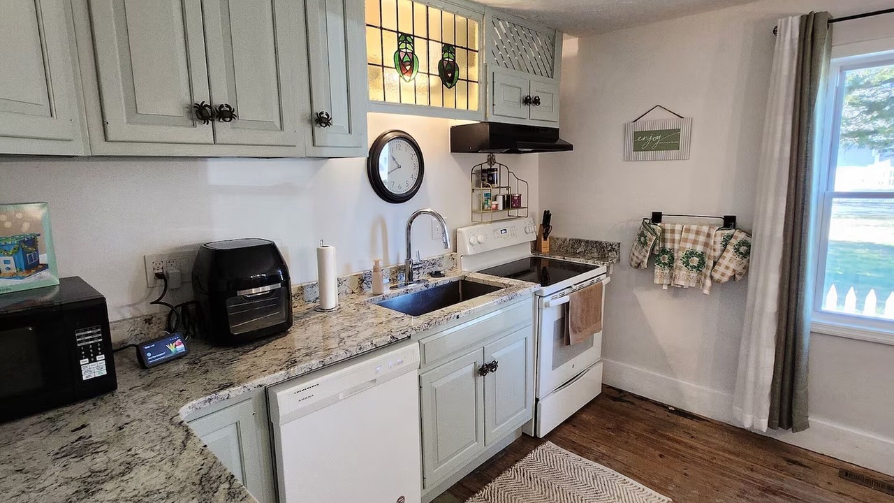 Photo of Kitchen in Long Neck
