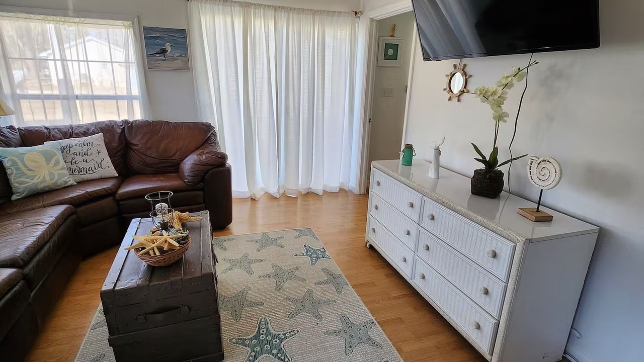 Photo of Livingroom in Long Neck