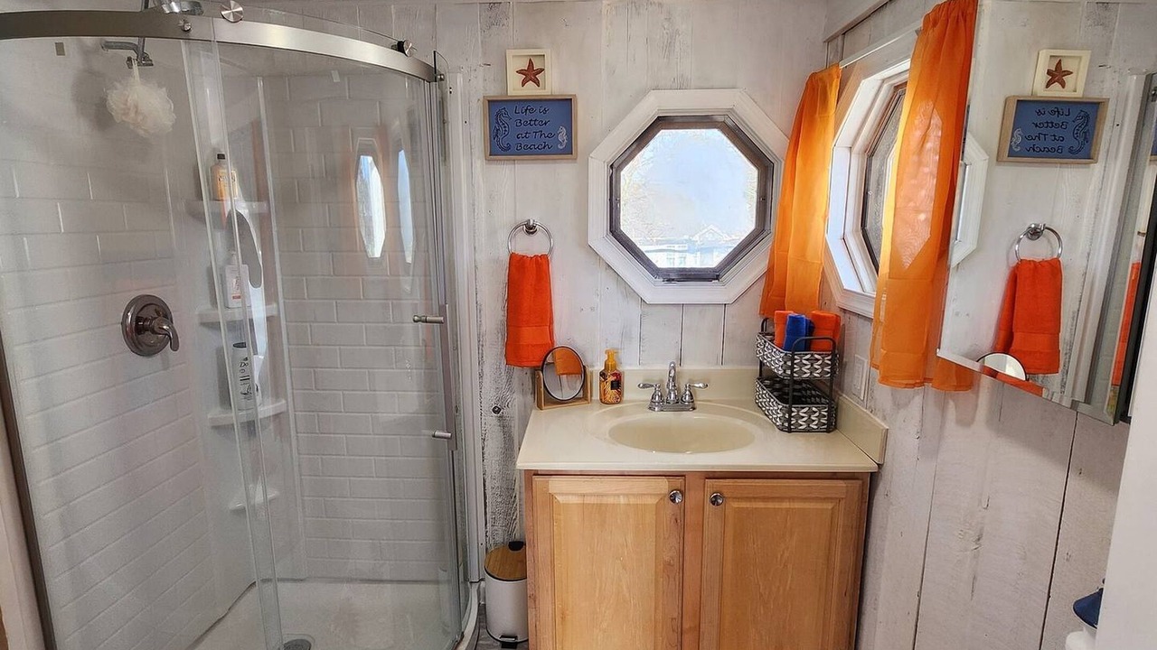 Photo of Bathroom in Long Neck