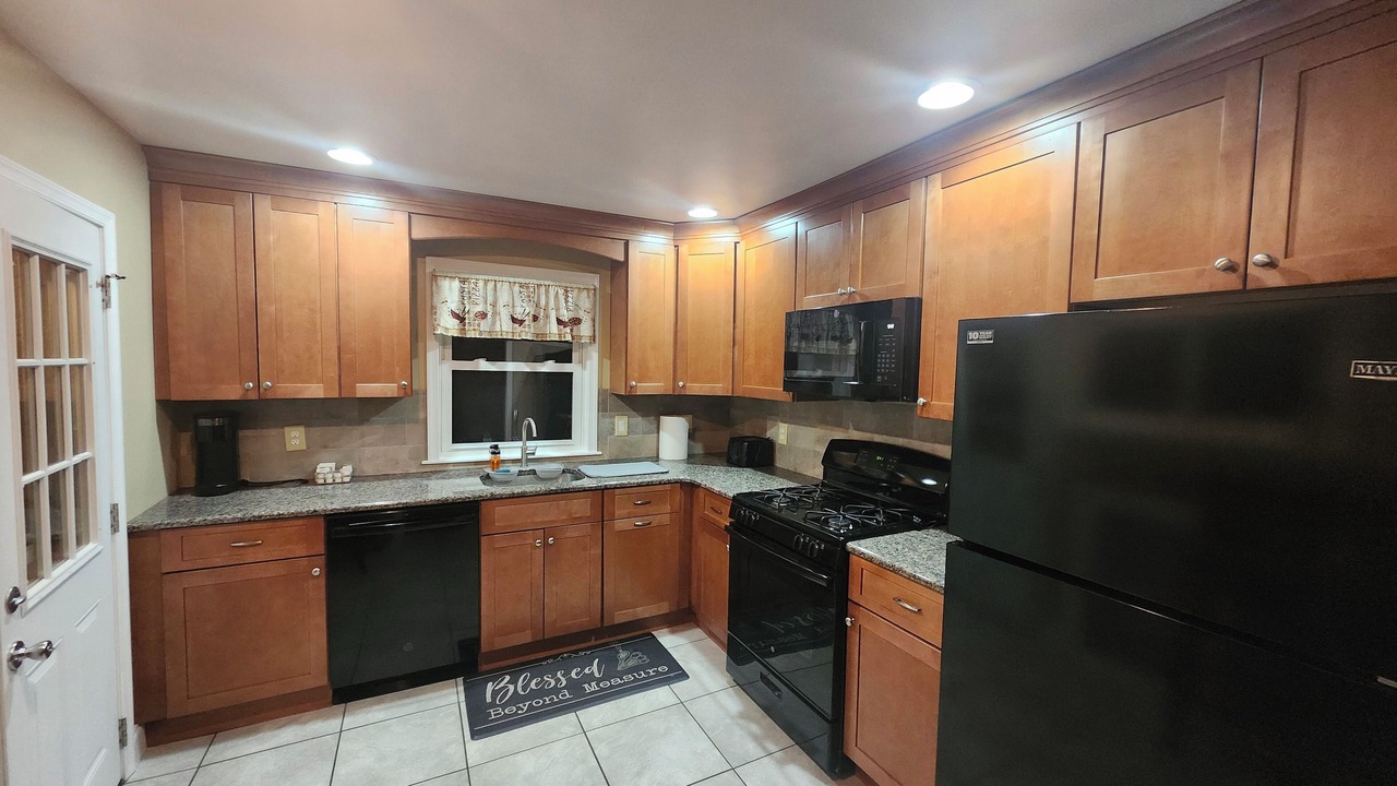 Photo of Kitchen in Lansdowne