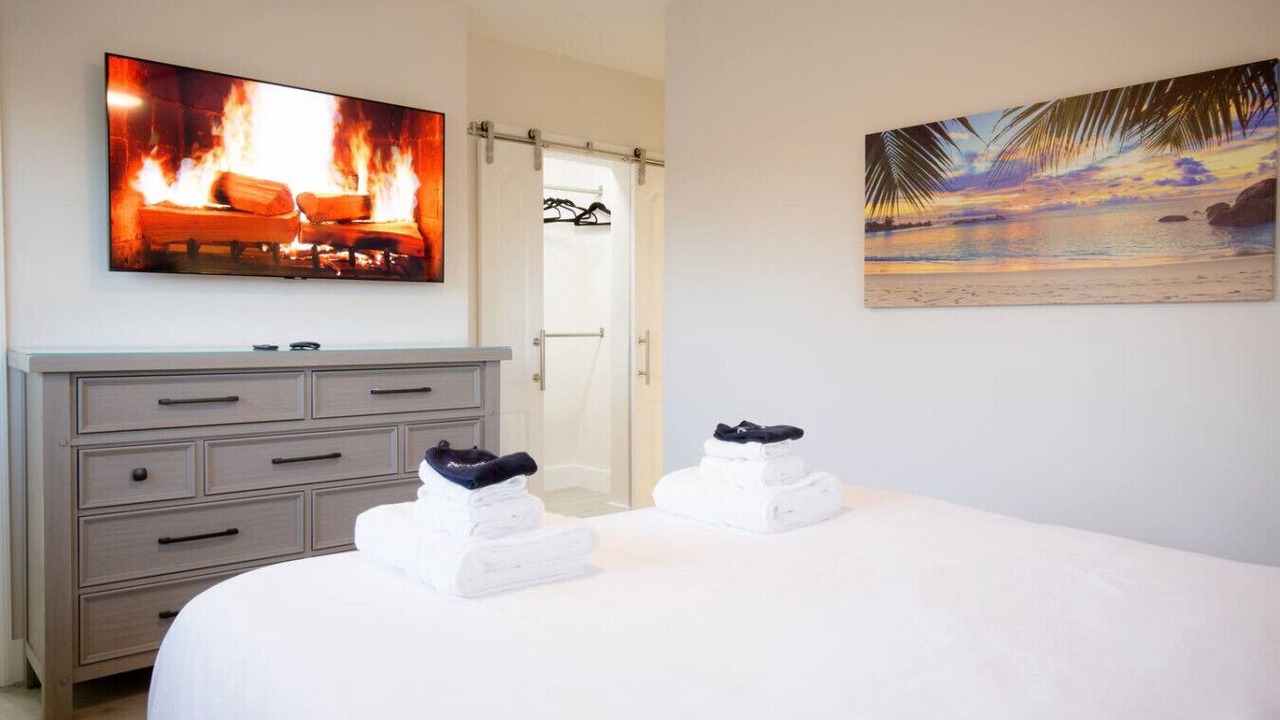 Photo of Bedroom in Ives Estates